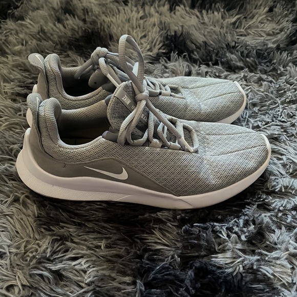 Grey Nike Sneakers - Picture 2 of 10